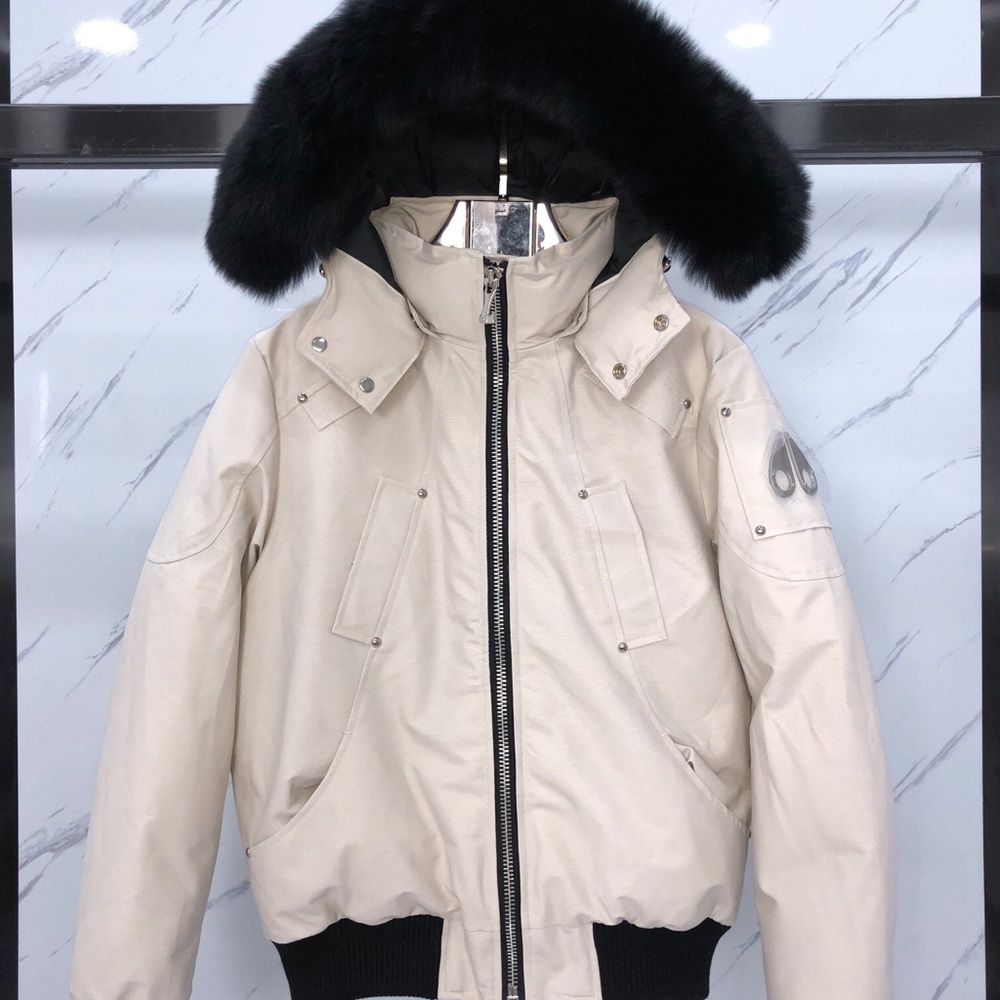 Moose Knuckles Off-White Puffer Jacket - Picture 2 of 7